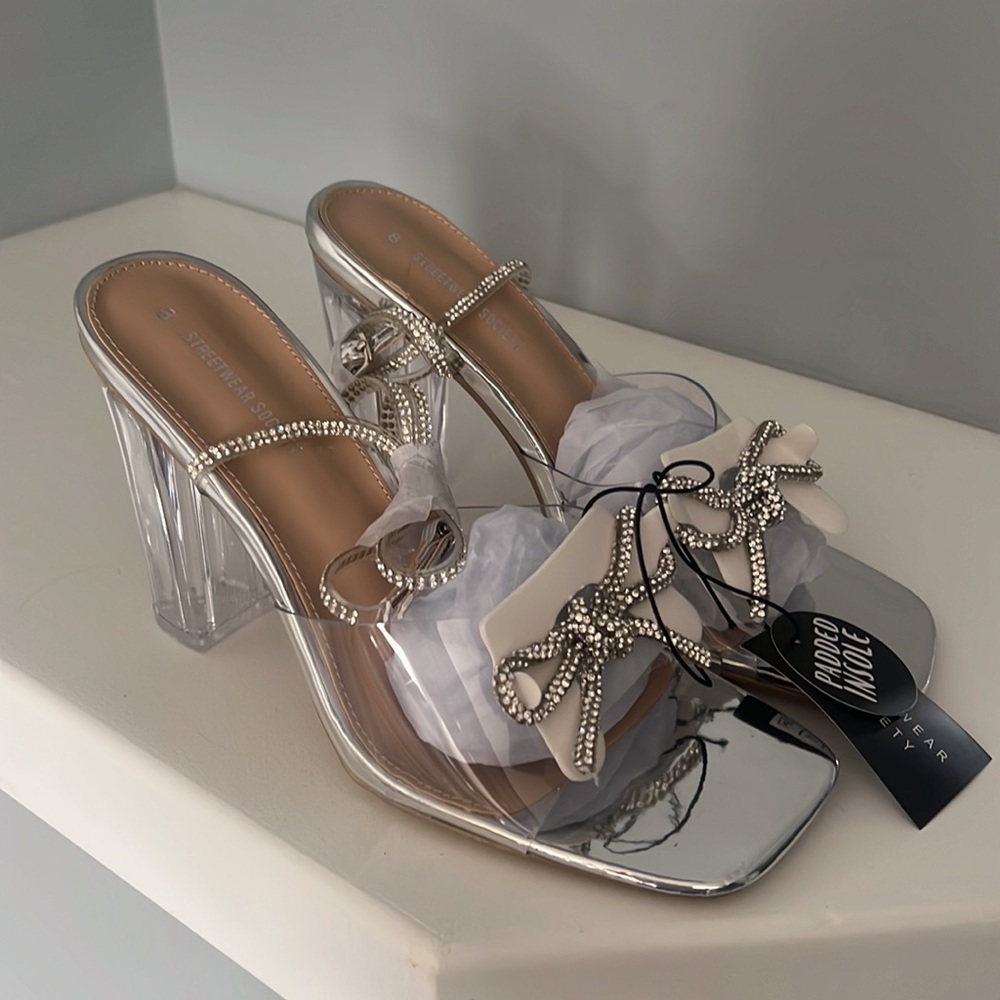 Clear Silver Rhinestone Bow Heels - Picture 8 of 9